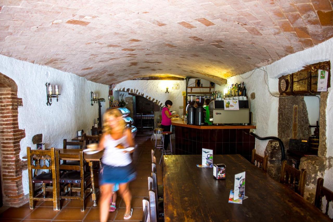 Hotel Camping El Pasqualet Caldes De Montbui Zewnętrze zdjęcie