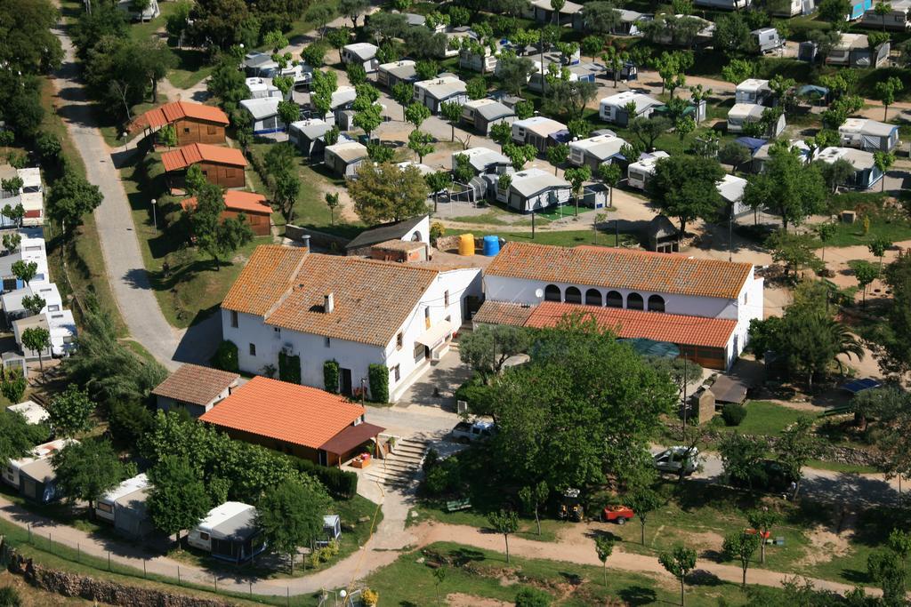 Hotel Camping El Pasqualet Caldes De Montbui Zewnętrze zdjęcie