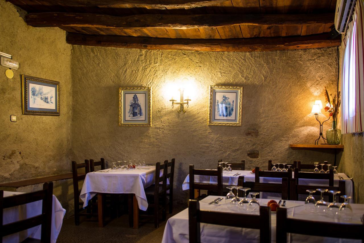 Hotel Camping El Pasqualet Caldes De Montbui Zewnętrze zdjęcie